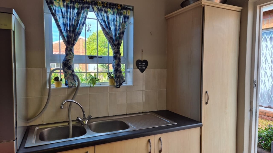 2 Bedroom Property for Sale in Vredenburg Western Cape